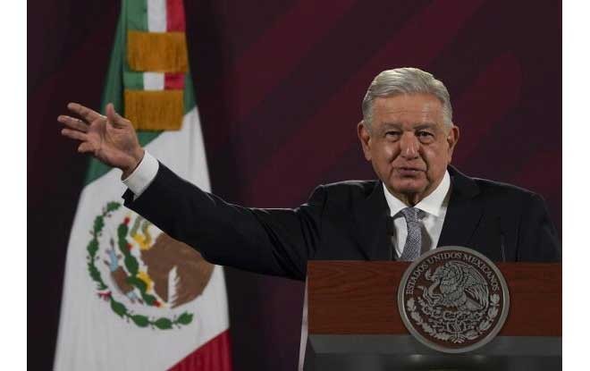 Desestima AMLO decisión de EU al frenar fondos a México para combate al fentanilo