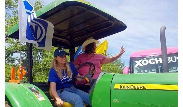 Xóchitl en Chihuahua: tractor, defensa del agua y ‘tapadera’