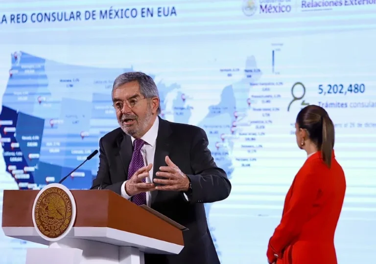 Articula SRE red de defensa legal ante deportaciones