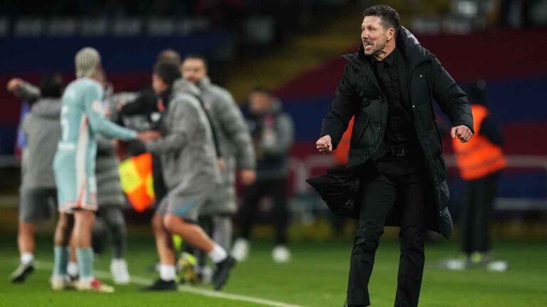 Simeone hace historia con el Atlético con su primer triunfo como visitante ante Barcelona