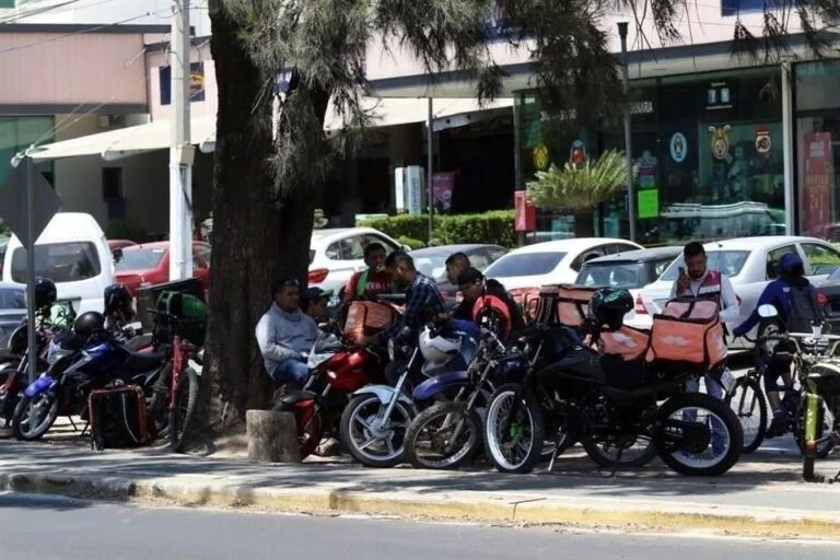 Avanza en Senado reforma para regular trabajo por aplicación