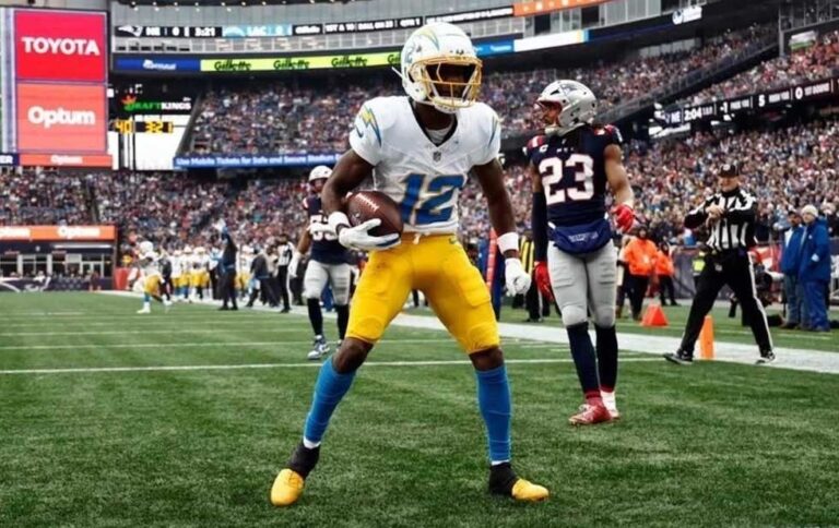 Chargers arrollan a Patriots y aseguran lugar en Playoffs
