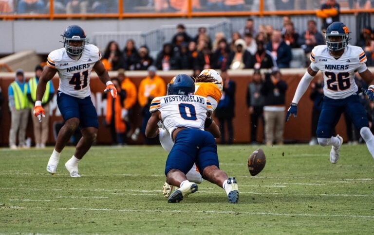 Maurice Westmoreland y kam Thomas, en el once ideal de la Conferencia USA