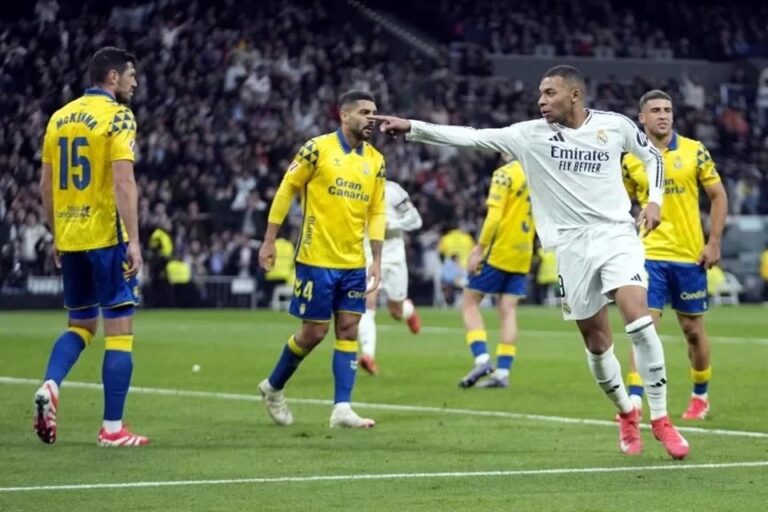 Golea Real Madrid a Las Palmas y es nuevo líder de LaLiga