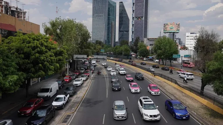 Suspenden contingencia ambiental: Así aplica el Hoy No Circula este 2 de enero