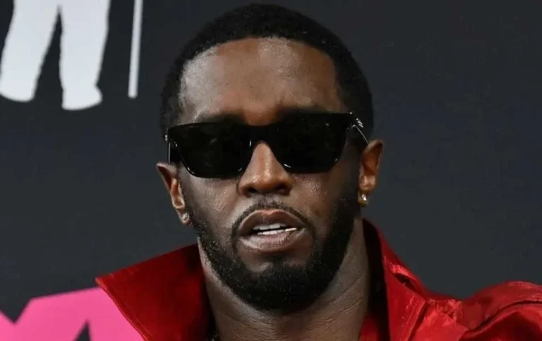 Acusan a ‘Diddy’ Combs de violar y drogar a mujer de 16 años