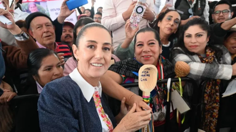 Claudia Sheinbaum reitera en Puebla que protegerá a migrantes mexicanos en EU