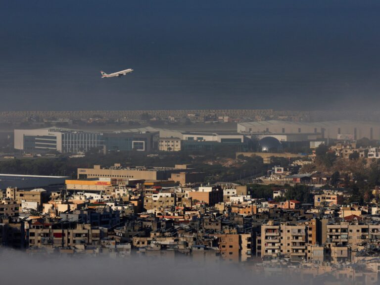 Irán acusa a Israel de “amenazar un vuelo civil” en Líbano