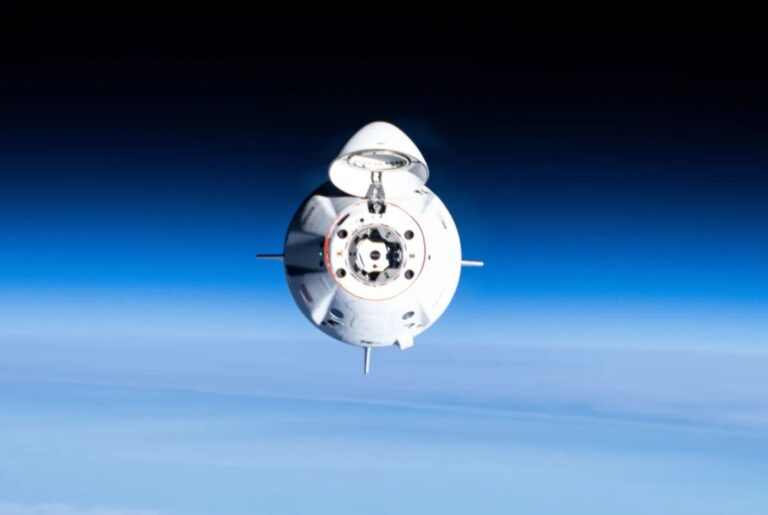 Reemplazan NASA y SpaceX cápsula Crew Dragon para evitar retrasos en nueva misión