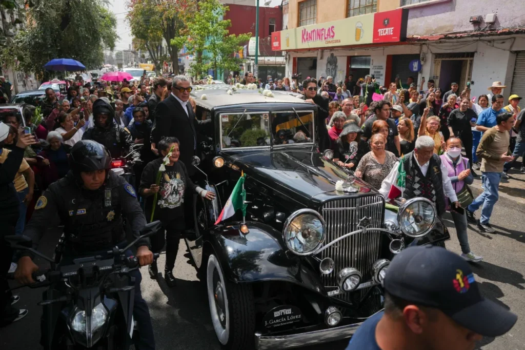 El último adiós a Paquita la del Barrio