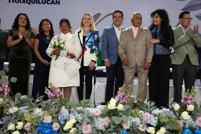 Celebran matrimonios de más de 200 parejas en Huixquilucan