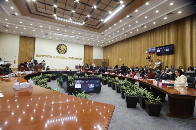 Aprueba INE reparto paritario de puestos para elección a PJ