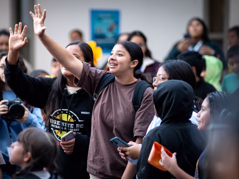 Políticas antimigratorias de Trump causan ansiedad en estudiantes