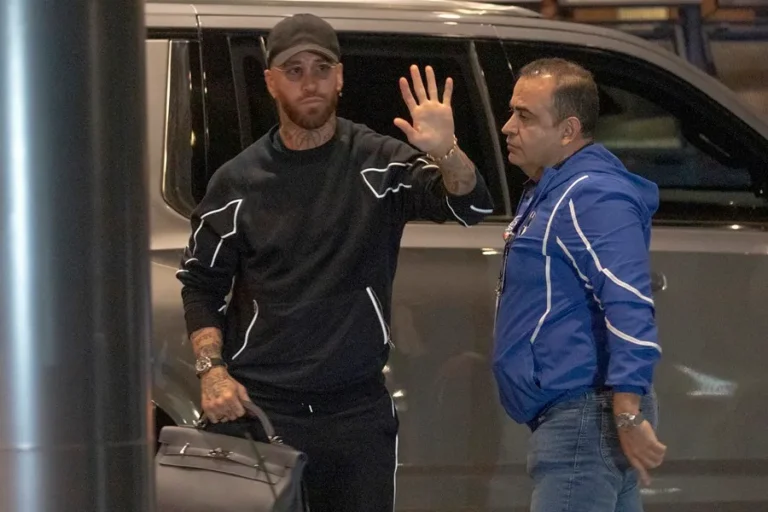 Sergio Ramos llega a Monterrey para unirse a los Rayados
