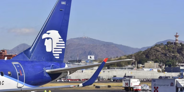 Aeroméxico acatará multa de 88 millones de pesos tras resolución de la SCJN