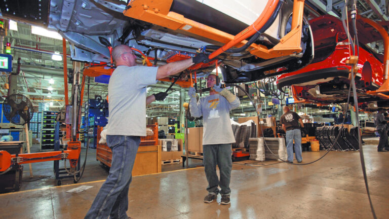 México Refuerza su Liderazgo en la Proveeduría Automotriz a EE. UU.