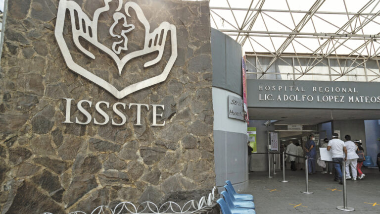 Diputados reciben iniciativa de Claudia Sheinbaum para reformar la Ley del ISSSTE