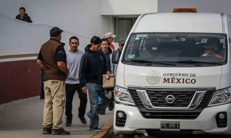 Mexicanos deportados denuncian maltrato y condiciones inhumanas bajo el Gobierno de Trump
