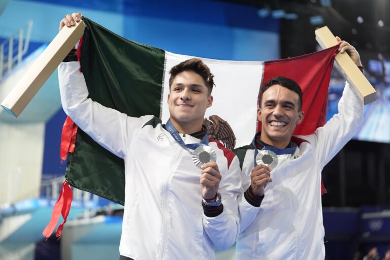 Clavadistas mexicanos competirán como neutrales en la Copa del Mundo de Guadalajara