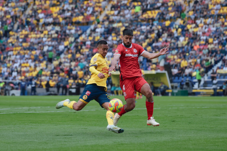 América es el líder tras golear al Toluca