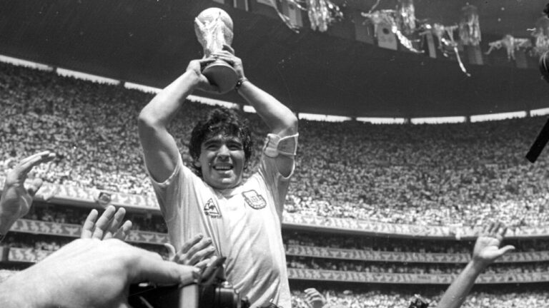 Comienza el juicio por la muerte de Diego Maradona: siete médicos enfrentan cargos por homicidio