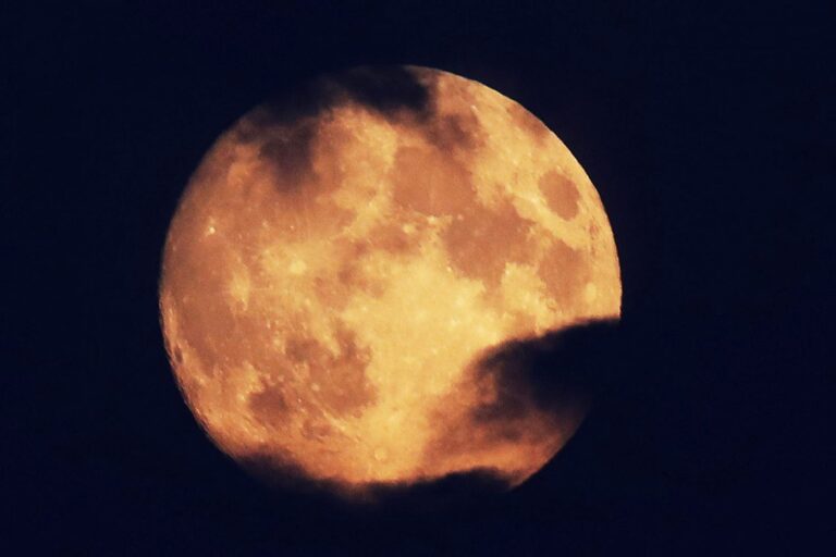 El eclipse lunar total de este jueves: un espectáculo único hasta 2048