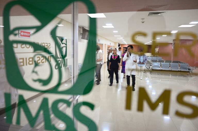 Sheinbaum corrige nombre de hospital y destaca mejoras en salud