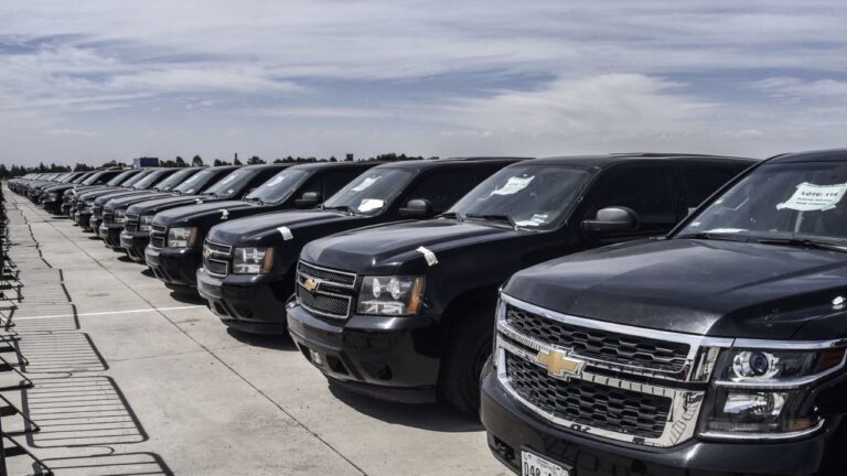 INE permite a candidatos del Poder Judicial usar vehículos blindados y escoltas