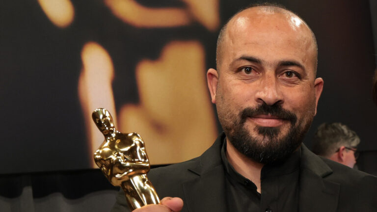 Cineasta palestino Hamdan Ballal, ganador del Oscar, es agredido y detenido en Cisjordania