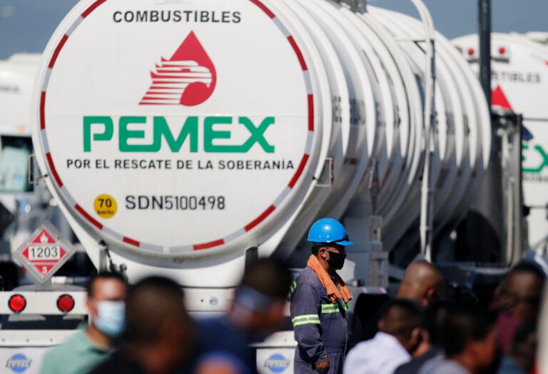 Pemex busca mercados en Asia y Europa ante aranceles de EU