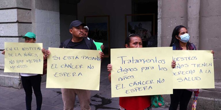 Padres de Niños con Cáncer Rechazan Apoyo Económico y Exigen Soluciones Inmediatas al Desabasto de Medicamentos