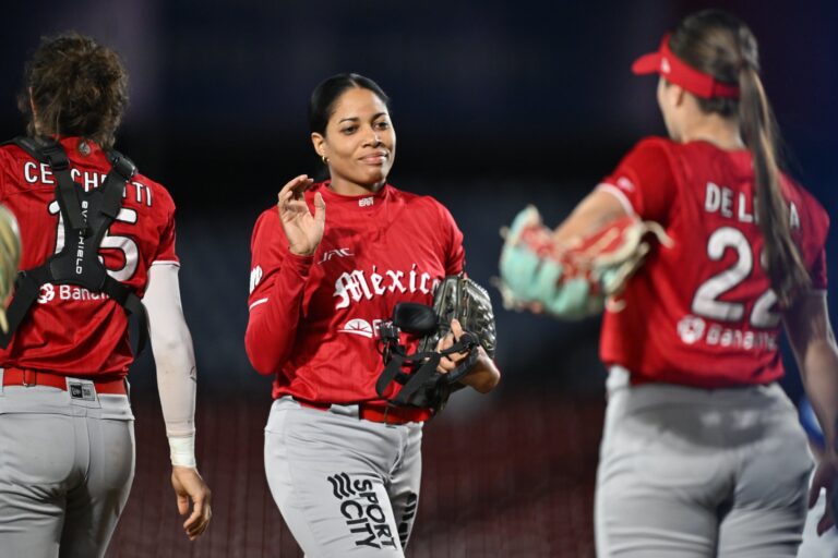 Diablos Rojos Femenil arrasa en el primer juego de semifinales