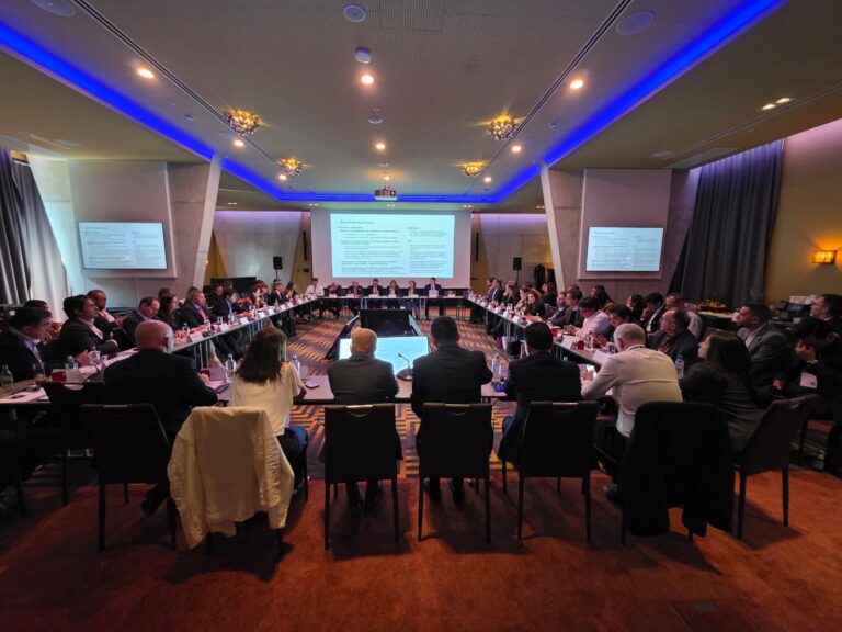 Advierten retroceso en telecomunicaciones