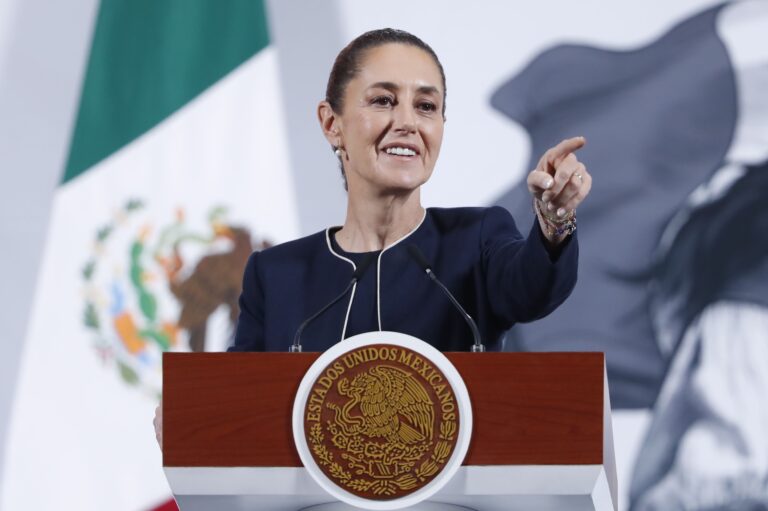 Sheinbaum anuncia festival en el Zócalo y hablará sobre reforma judicial y negociaciones con Trump