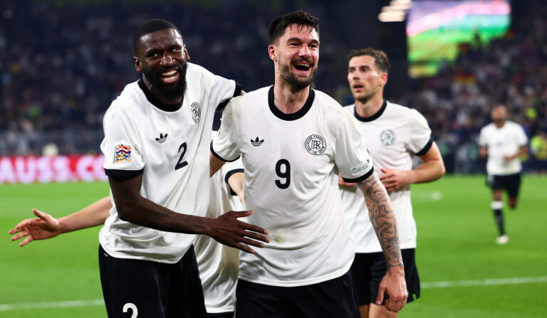 Alemania avanza a semifinales de la Liga de Naciones tras dramático empate con Italia