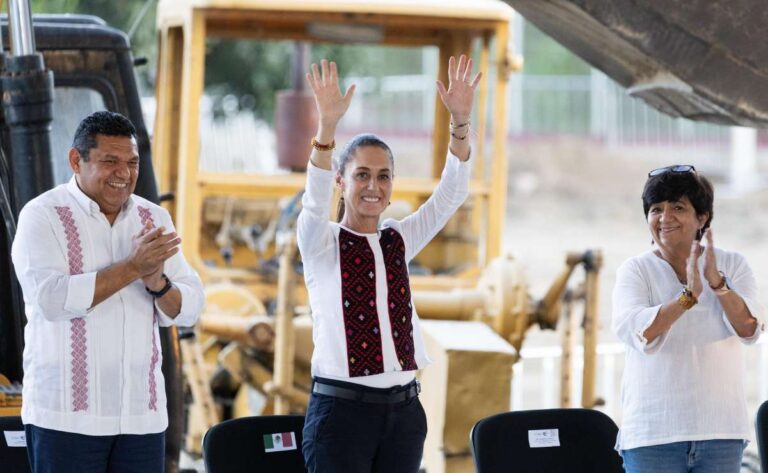 Sheinbaum y Ramírez Aguilar supervisan avance del Tren Interoceánico