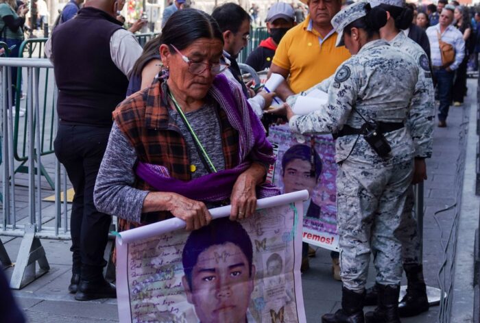 Sheinbaum impulsa nuevo equipo para resolver el caso Ayotzinapa