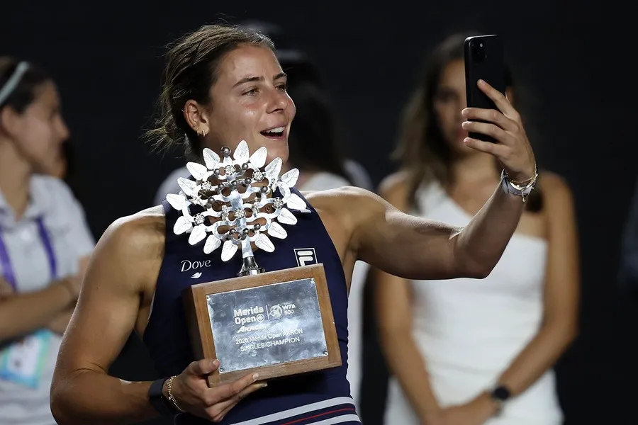 Emma Navarro arrasa a Arango en la final y se lleva el Abierto de Mérida