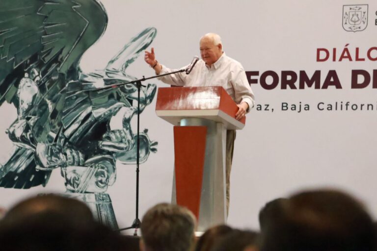 Víctor Castro participa en los “Diálogos para la Reforma del Poder Judicial”