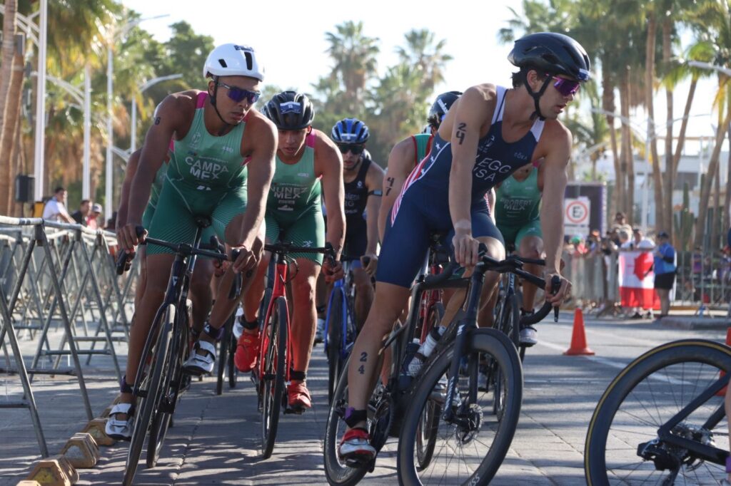 Triatlón Astri La Paz impulsa el turismo con derrama de 75 mdp