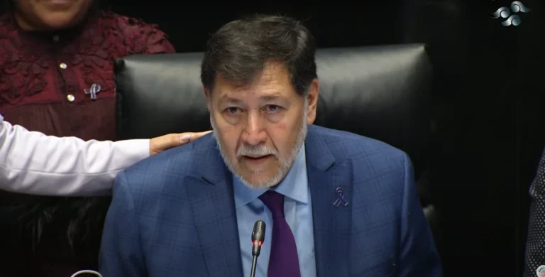 (VIDEO) Fernández Noroña se conmueve al recordar a su abuela en el Senado por el Día de la Mujer