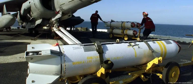 Trump aprueba venta de armas a Israel por casi 3 mil millones de dólares