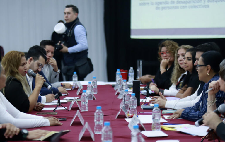 Rosa Icela Rodríguez se reúne con madres buscadoras de Sonora, Jalisco y Durango