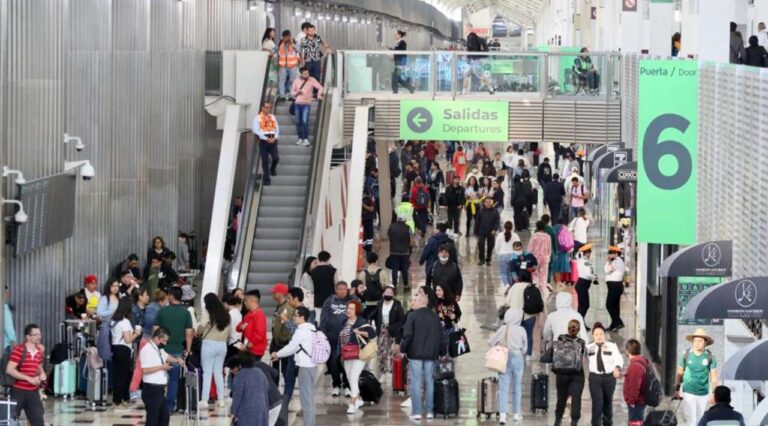 El AICM registra movimiento constante de pasajeros tras Semana Santa