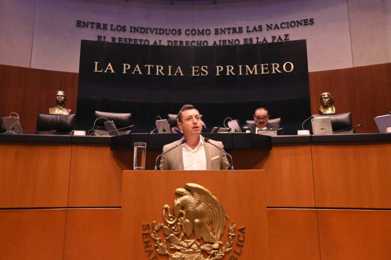 Colosio Riojas propone ampliar a cuatro años el mandato municipal sin reelección inmediata