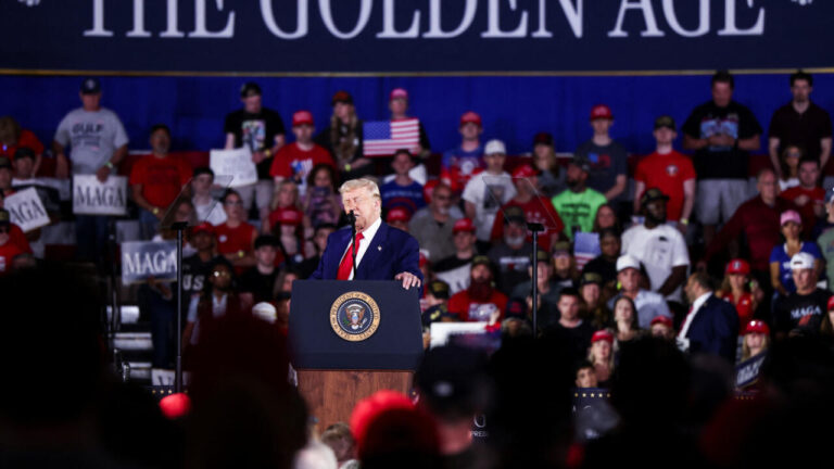 100 Días de Trump: Entre Logros Proclamados y Críticas Abiertas