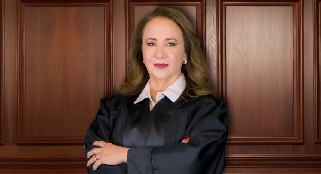 Yasmín Esquivel lidera intención de voto para la SCJN