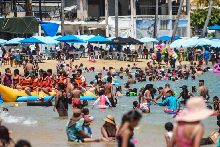 Acapulco se recupera: 75.9% de ocupación hotelera en Jueves Santo