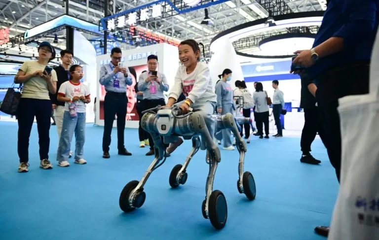 Robots, ciencia y tecnología brillan en feria de innovación en China 🤖