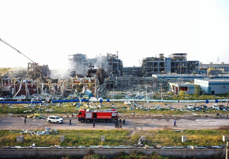 Explosión en planta química de China deja cinco muertos y seis desaparecidos